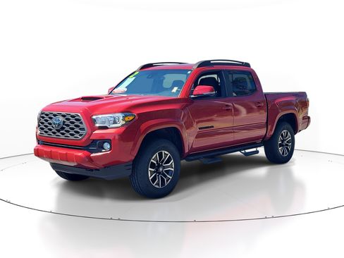 Certified 2022 Toyota Tacoma TRD Sport w/ Technology Package RWD image 2