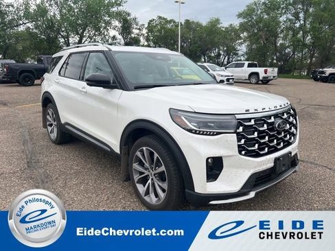 Used 2025 Ford Explorer Platinum w/ Ultimate Package AWD/4WD image 1