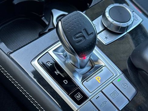 Used 2019 Mercedes-Benz SL 550 image 21