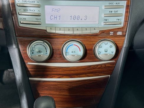 Used 2009 Toyota Camry SE image 16