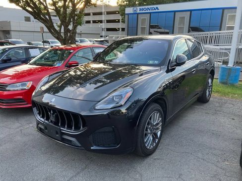 Used 2024 Maserati Grecale GT AWD/4WD image 3