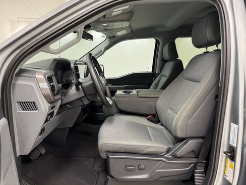 Used 2025 Ford F150 XLT w/ Equipment Group 301A Standard AWD/4WD image 15