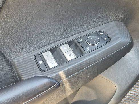 Used 2024 Mitsubishi Outlander ES AWD/4WD image 8