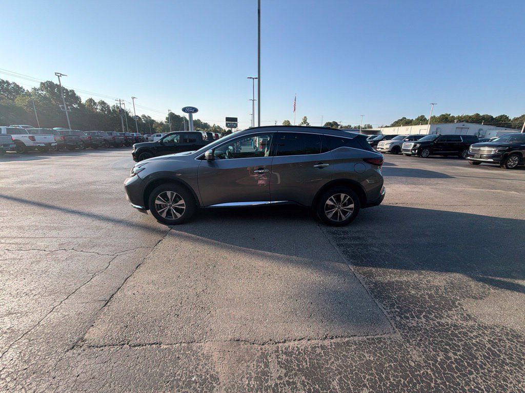 Used 2023 Nissan Murano SV AWD/4WD image 6