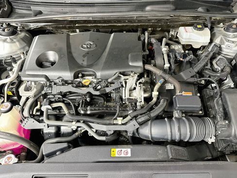 Used 2019 Toyota Camry XLE w/ Driver Assist Package FWD image 34