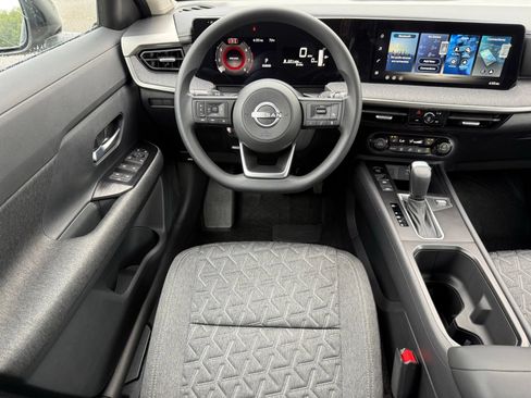 New 2026 Nissan Kicks SV w/ SV Premium Package AWD/4WD image 24