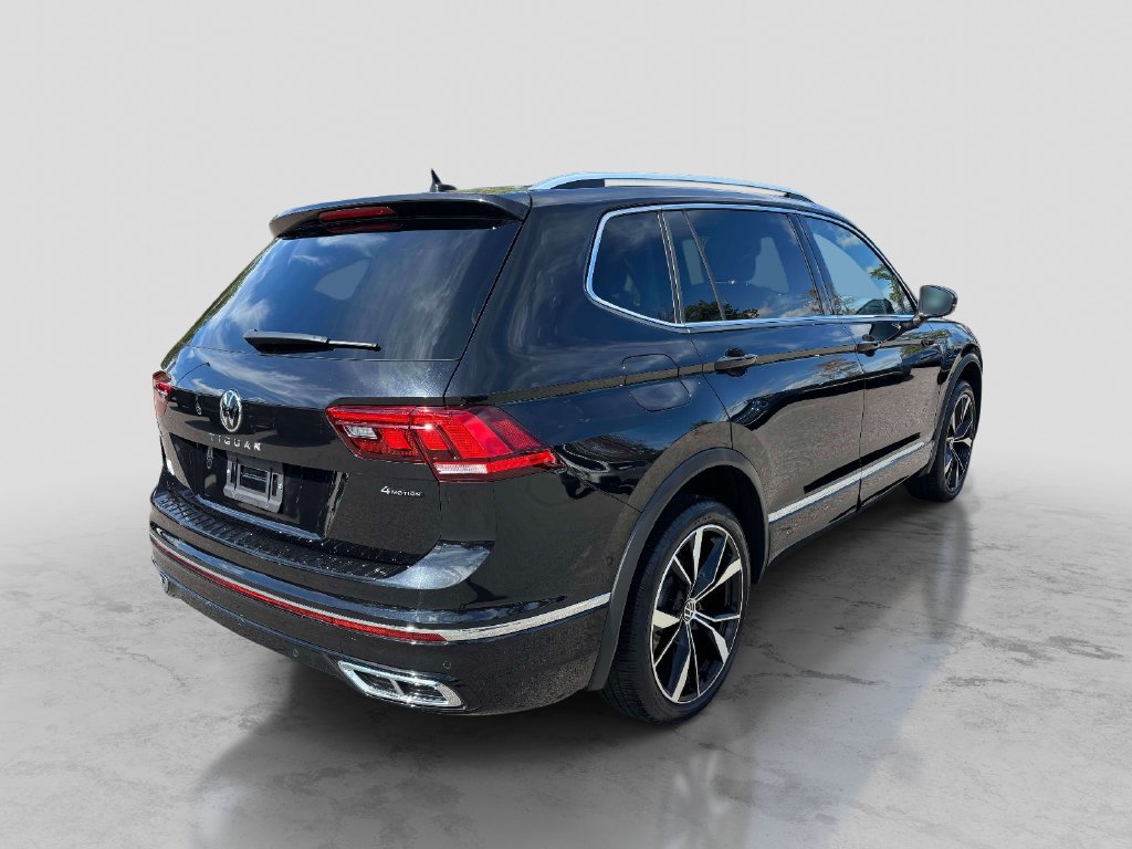 Used 2023 Volkswagen Tiguan SEL R-Line AWD/4WD image 5