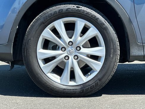 Used 2013 Toyota RAV4 Limited AWD/4WD image 26
