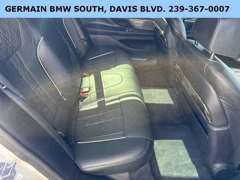 Used 2019 BMW 750i w/ Executive Package image 33