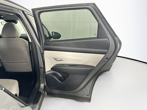 Used 2025 Hyundai Tucson SEL FWD image 30