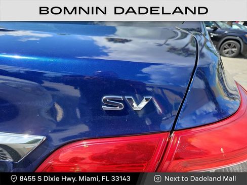Used 2017 Nissan Sentra SV image 5