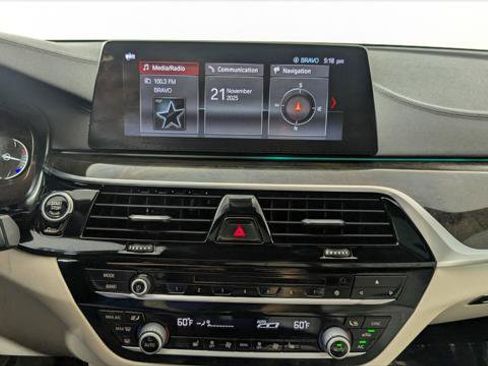 Used 2018 BMW 530i image 29