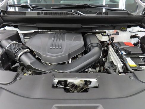 Used 2024 Chevrolet Traverse RS w/ LPO, Floor Liner Package image 33