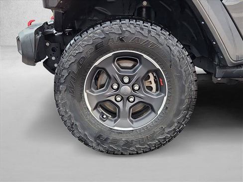 Used 2023 Jeep Gladiator Rubicon w/ LED Lighting Group AWD/4WD image 24