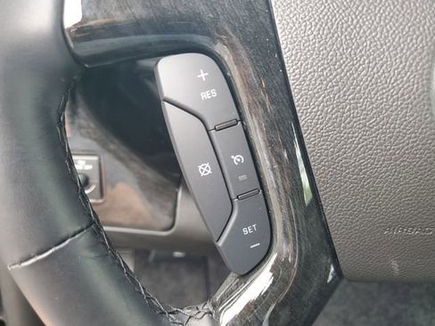 Used 2024 GMC Savana 2500 RWD image 11