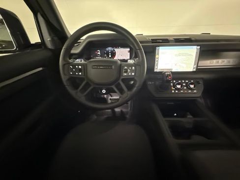 Used 2025 Land Rover Defender 110 AWD/4WD image 35