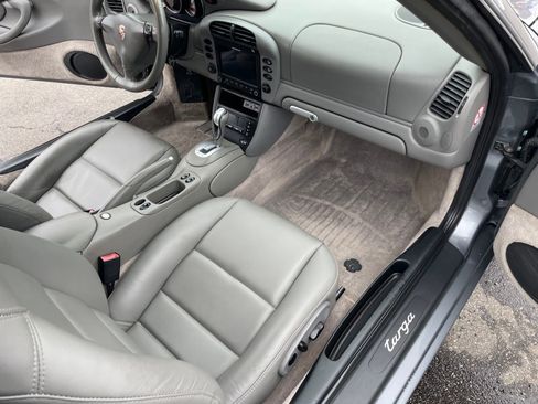 Used 2003 Porsche 911 Targa RWD image 13