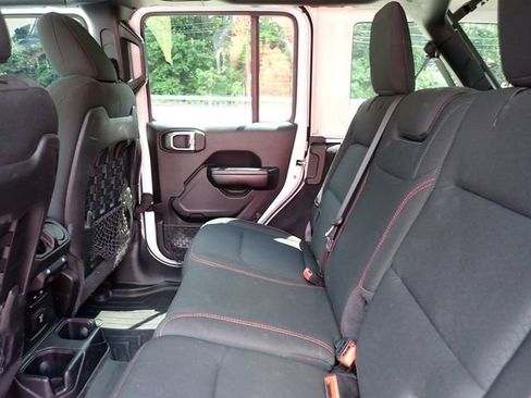 Used 2020 Jeep Wrangler Unlimited Rubicon w/ Dual Top Group AWD/4WD image 11