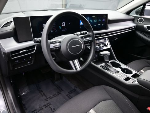 Certified 2026 Hyundai Sonata SE FWD image 12