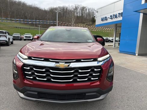 Used 2025 Chevrolet Equinox LT image 11