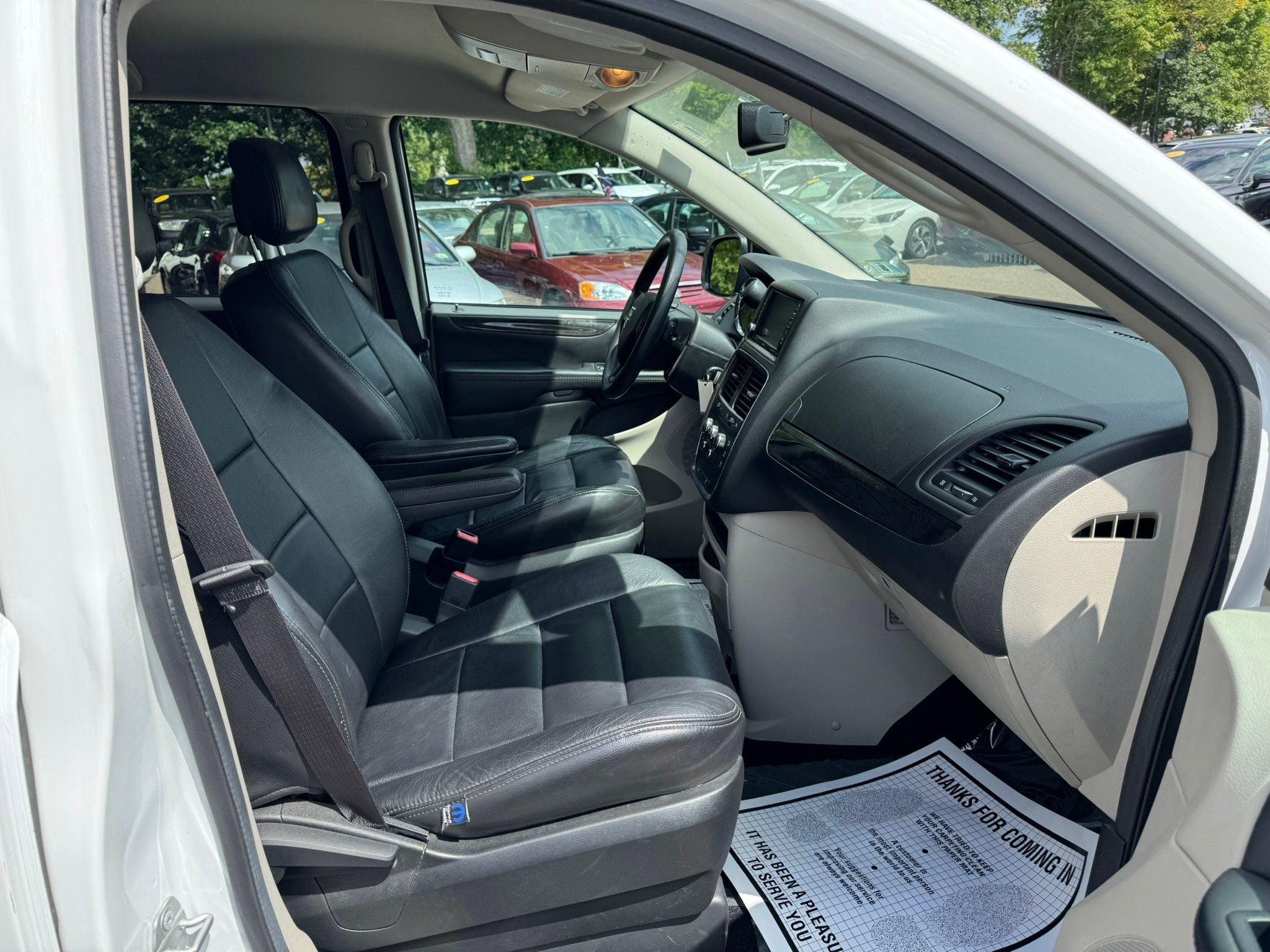Used 2018 Dodge Grand Caravan SE w/ UConnect Hands-Free Group FWD image 11