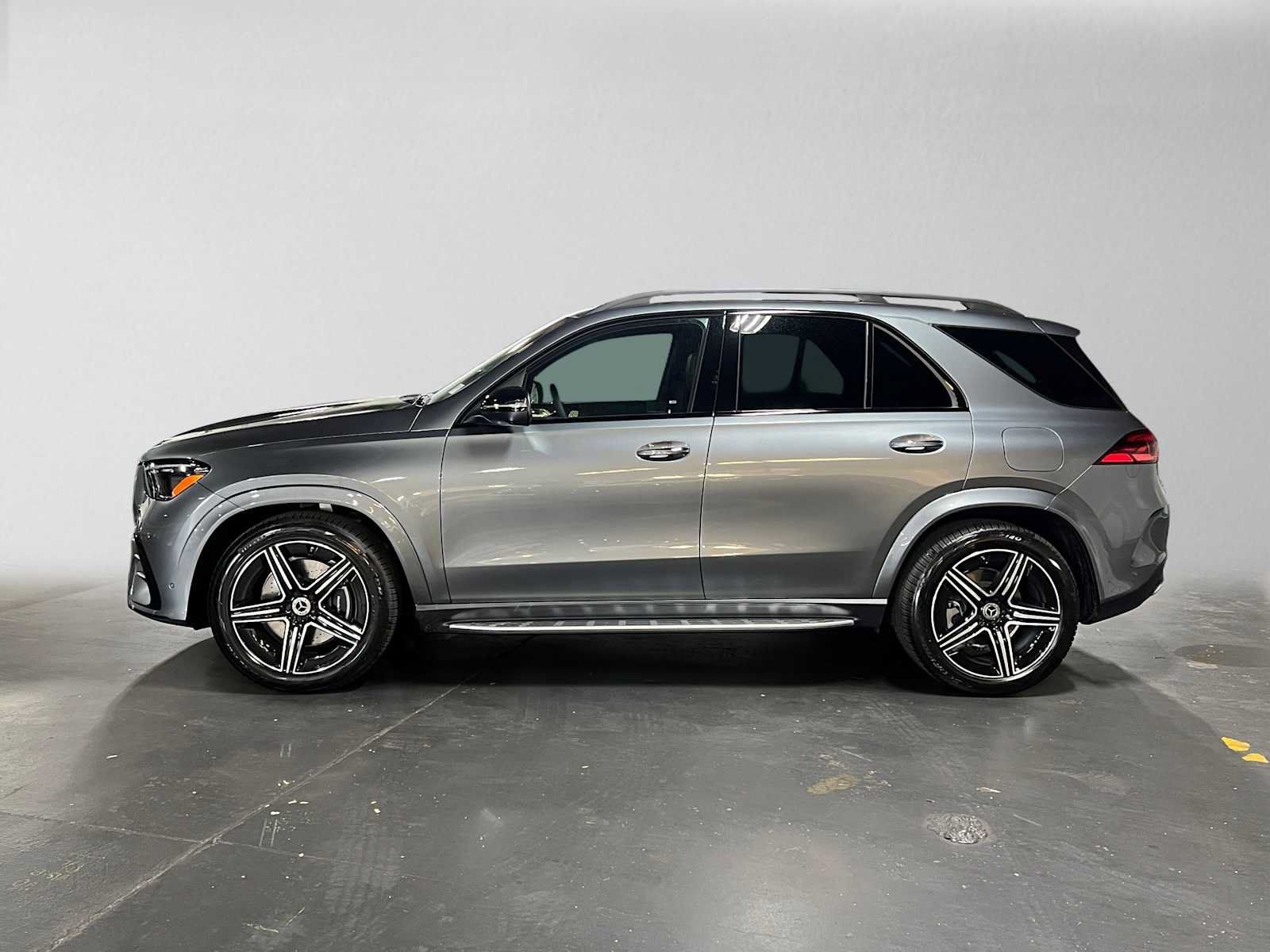 New 2026 Mercedes-Benz GLE 450e 4MATIC image 6