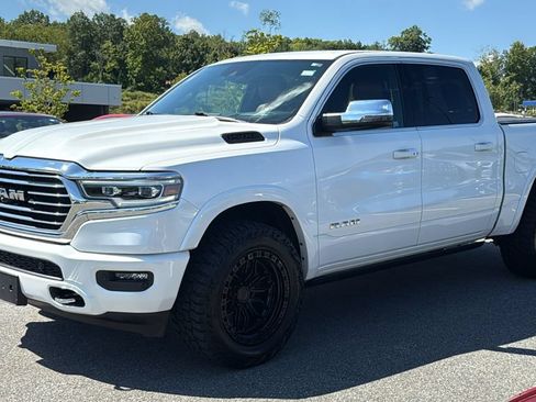 Used 2023 RAM 1500 Limited AWD/4WD image 3