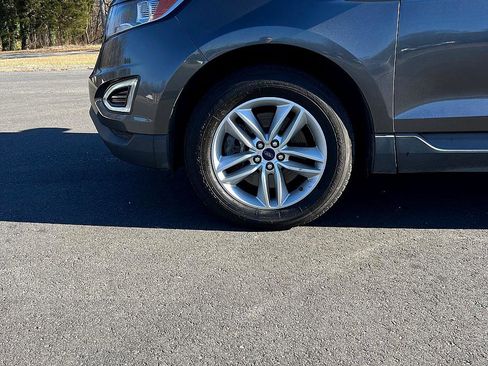 Used 2017 Ford Edge SEL w/ Equipment Group 201A image 10