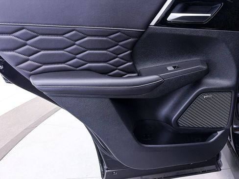 New 2026 Mitsubishi Outlander SEL FWD image 27