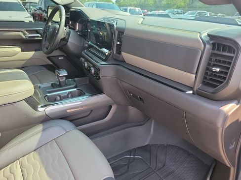 Used 2026 Chevrolet Silverado 1500 ZR2 AWD/4WD image 21