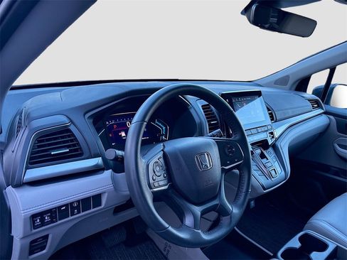 Used 2024 Honda Odyssey EX-L image 9