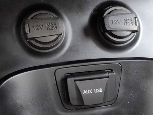 Used 2014 Hyundai Santa Fe Sport 2.0T w/ Navigation Package 06 image 31