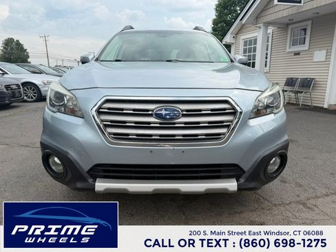 Used 2015 Subaru Outback 2.5i Limited AWD/4WD image 2