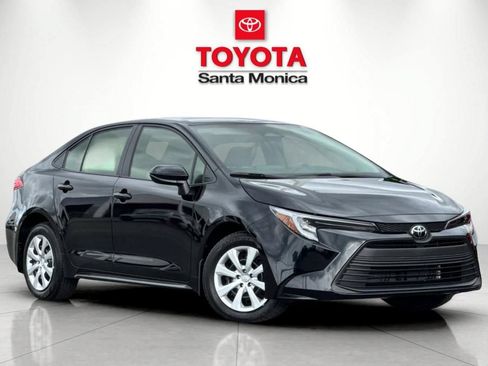 New 2026 Toyota Corolla LE FWD image 1