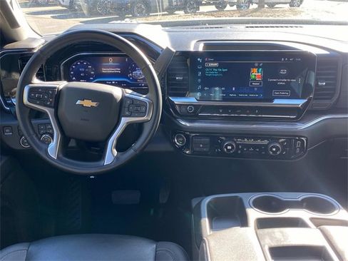 Used 2024 Chevrolet Silverado 2500 LTZ image 8