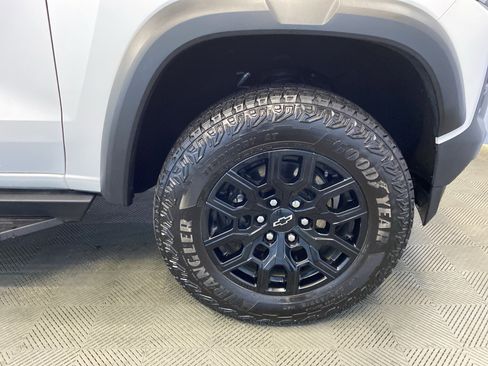 Used 2024 Chevrolet Colorado Trail Boss image 47