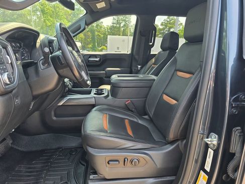 Certified 2021 GMC Sierra 1500 AT4 w/ AT4 Preferred Package AWD/4WD image 9