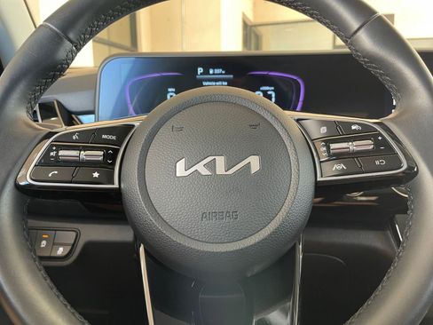 Used 2025 Kia Seltos S image 28