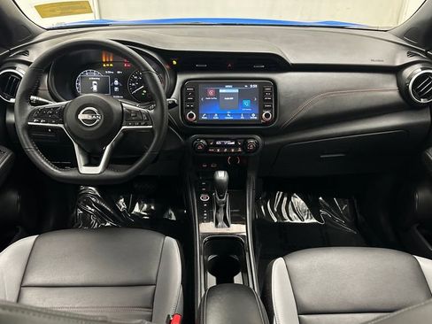 Certified 2023 Nissan Kicks SR w/ SR Premium Package FWD image 19