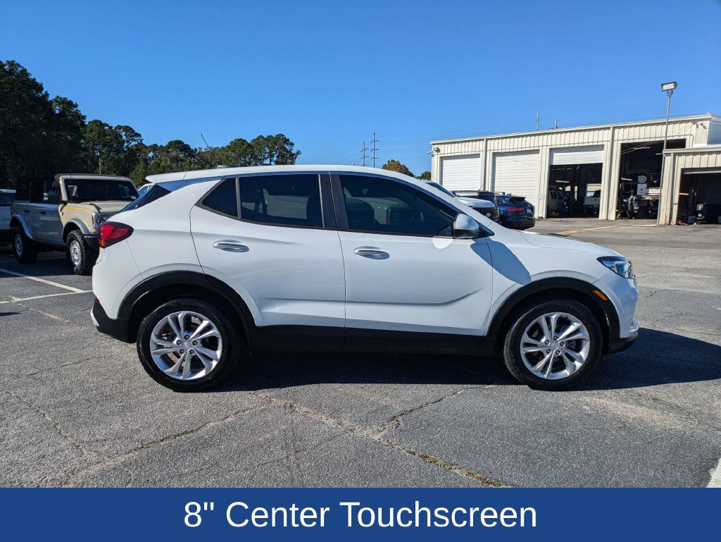 Used 2021 Buick Encore GX Preferred w/ Cold Weather Comfort Package FWD image 3