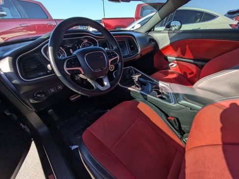 Used 2015 Dodge Challenger R/T Scat Pack w/ Leather Interior Group image 11