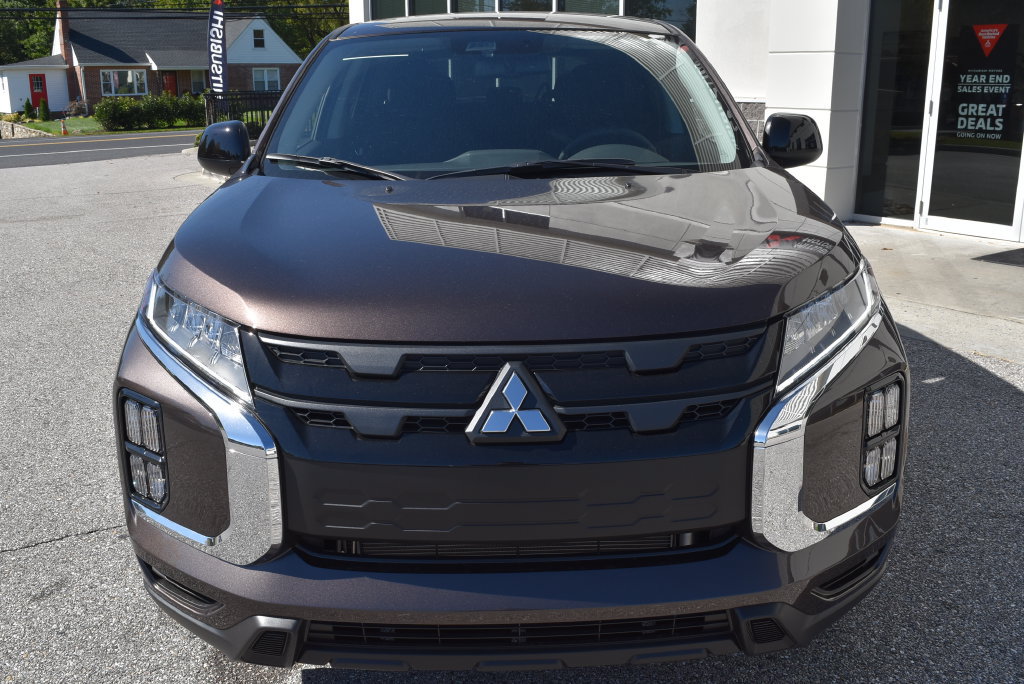 New 2027 Mitsubishi Outlander Sport LE AWD/4WD image 3