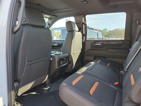 New 2026 GMC Sierra 3500 AT4 w/ AT4 Premium Plus Package AWD/4WD image 9