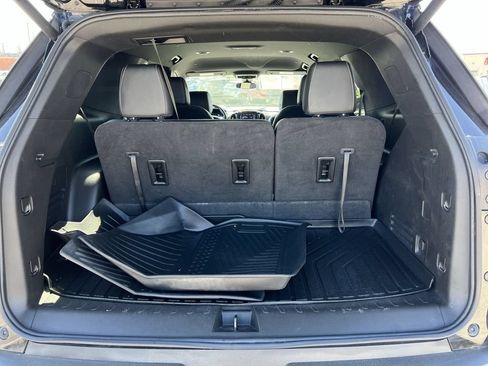 Used 2023 Chevrolet Traverse LT AWD/4WD image 25