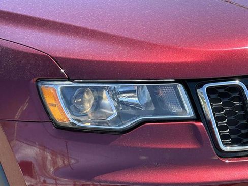 Used 2017 Jeep Grand Cherokee Limited AWD/4WD image 34