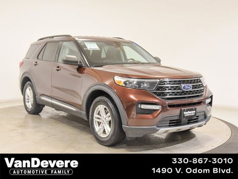 Used 2020 Ford Explorer XLT w/ Equipment Group 202A image 1