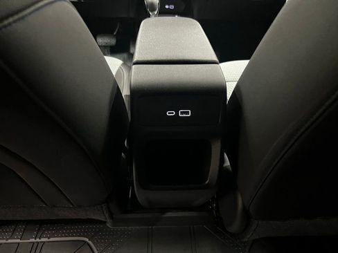 New 2026 Chevrolet Trax LT w/ Sunroof Package image 28