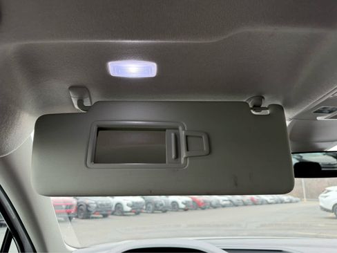 Used 2024 Volkswagen Tiguan S image 28