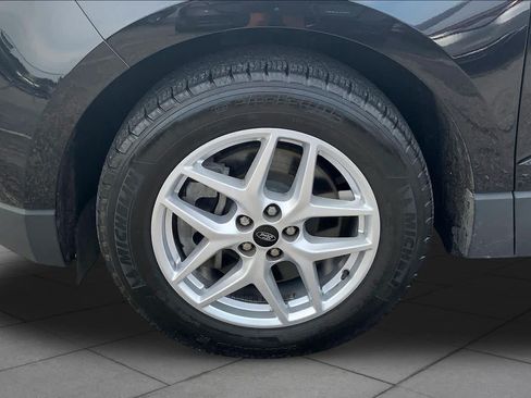 Used 2024 Ford Edge SEL AWD/4WD image 11
