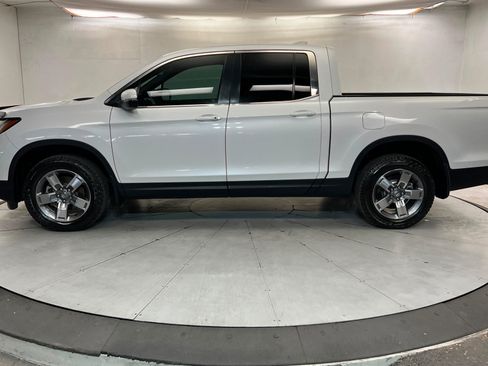 Used 2024 Honda Ridgeline RTL image 2